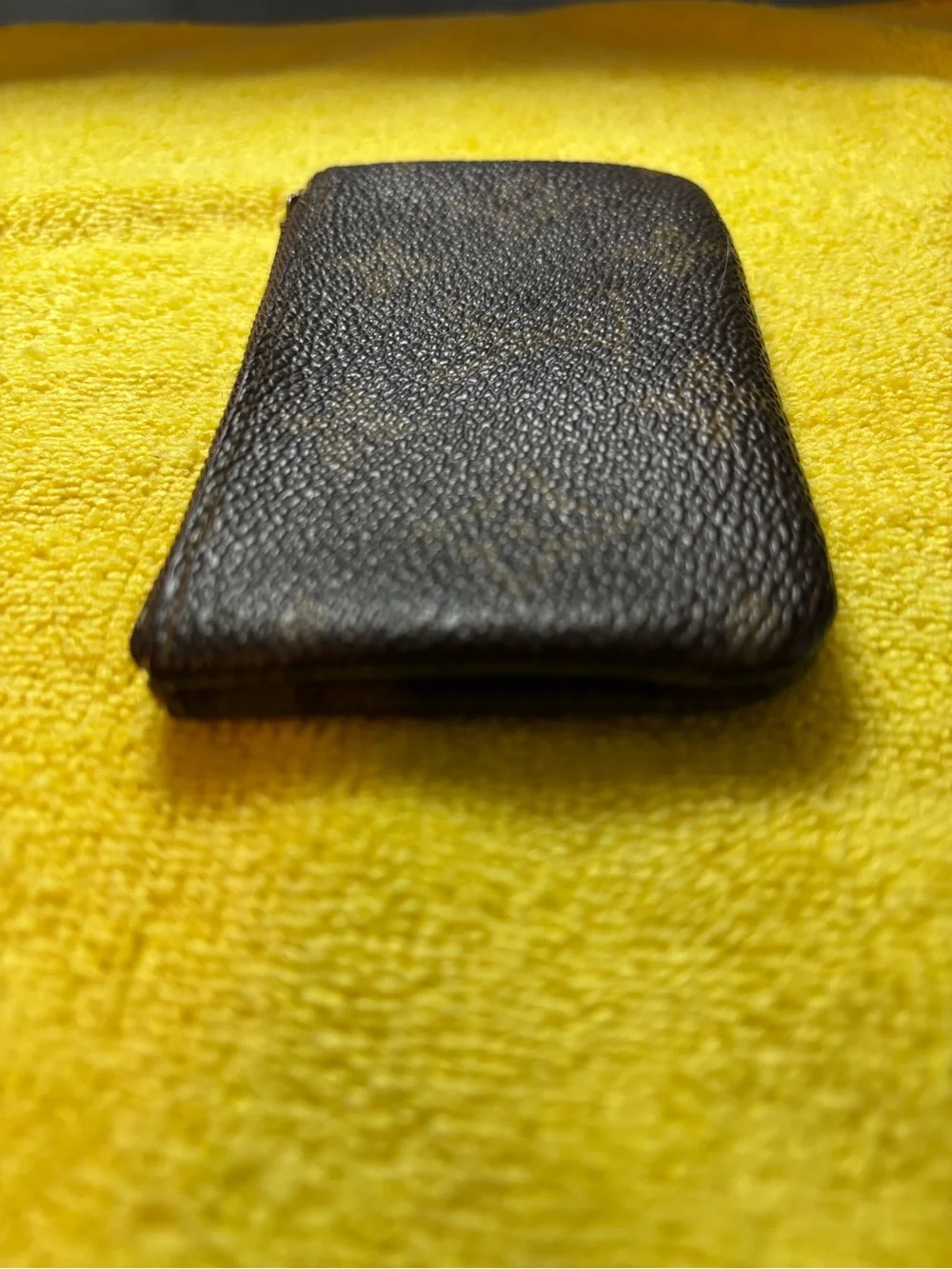 Louis Vuitton Monogram Pochette Cles Key Pouch – Fair Condition (Repair Needed)